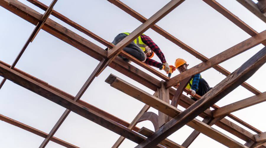 Professional residential roofers in Central Lake, MI